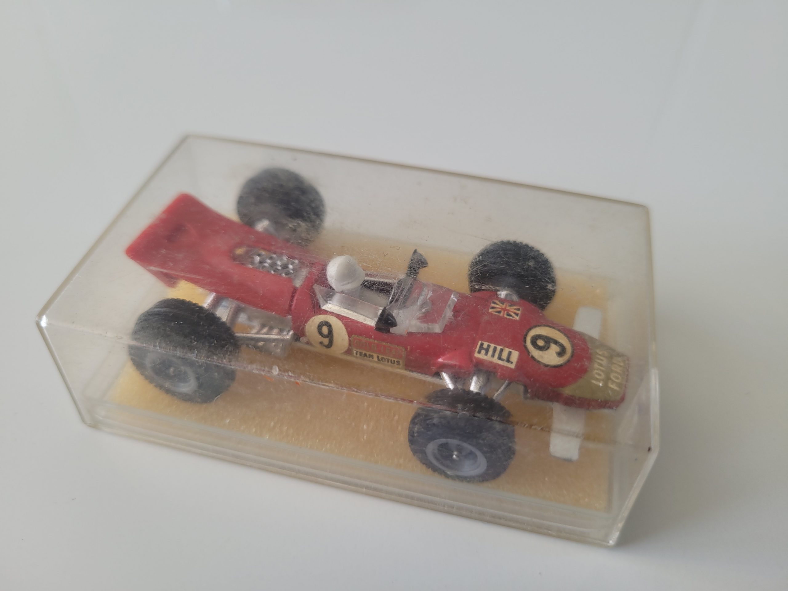3 scale models, Surtees, Beltoise, Hill - Image 3