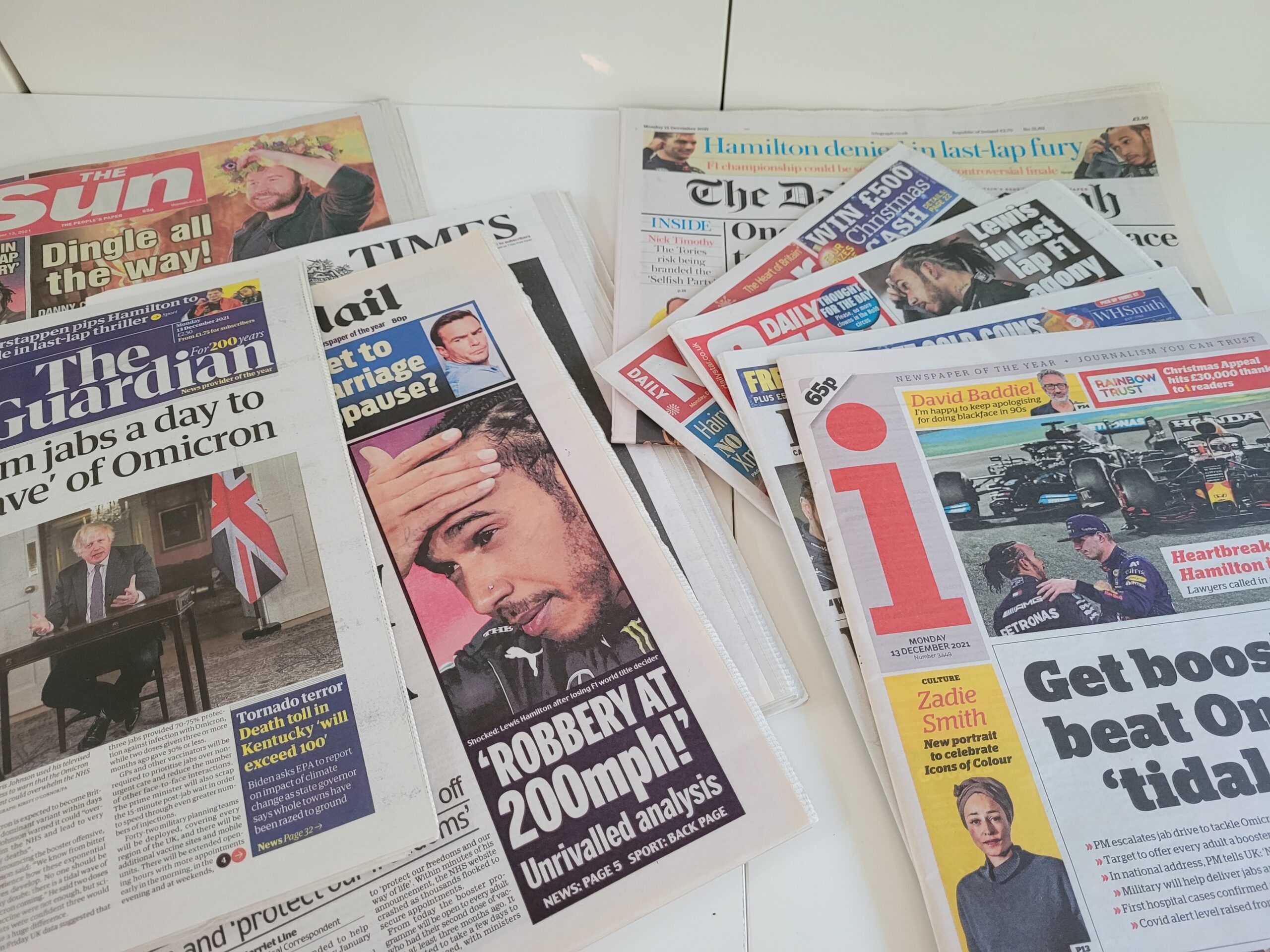 Max Verstappen 1st championship, UK newspapers, 9x - Image 5