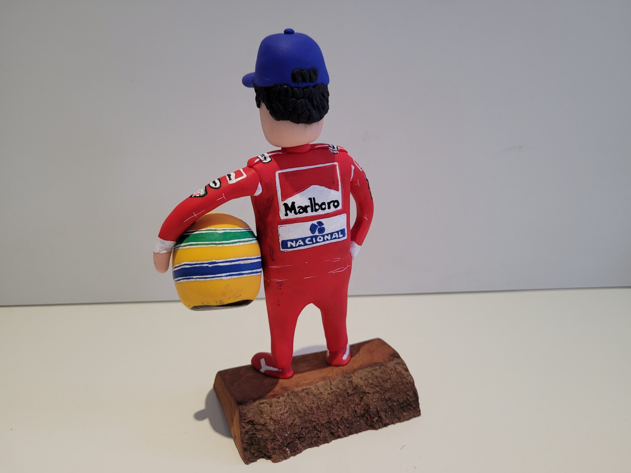 Ayrton Senna statue, wooden base, McLaren - Image 5