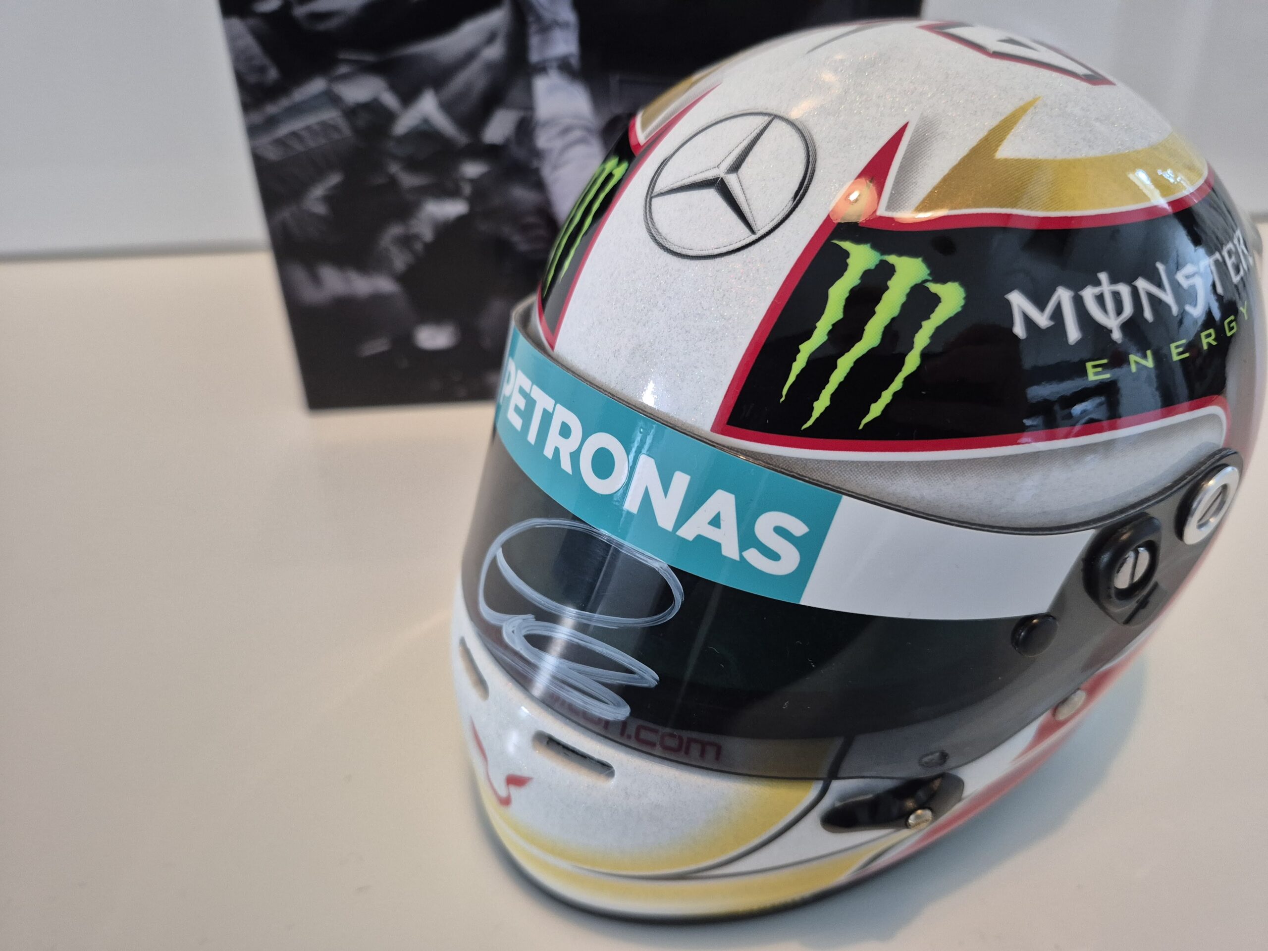Lewis Hamilton signed helmet, season 2014, 1/2 scale, Mercedes F1 - Image 6
